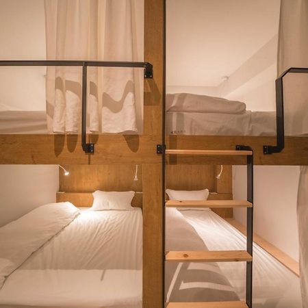 Phoenix Hostel Hualien Extérieur photo