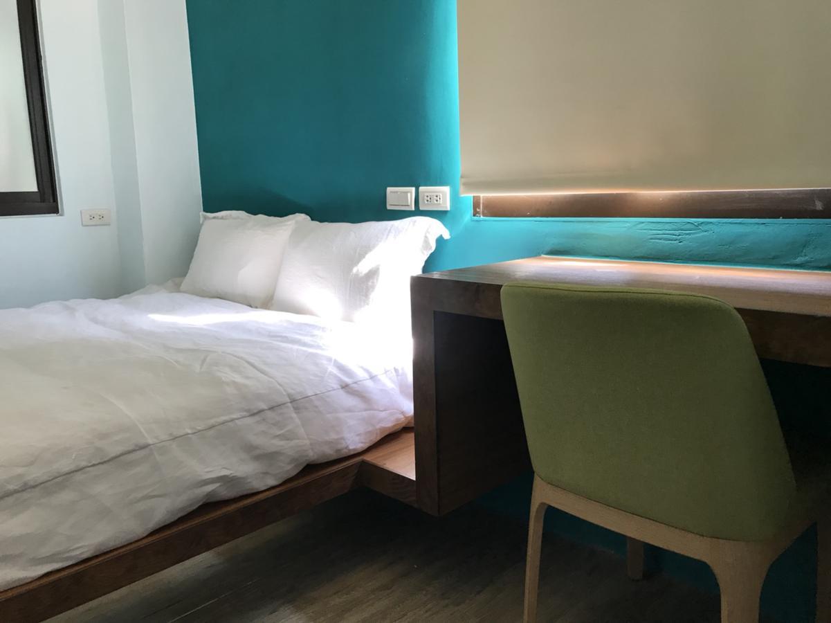 Phoenix Hostel Hualien Extérieur photo