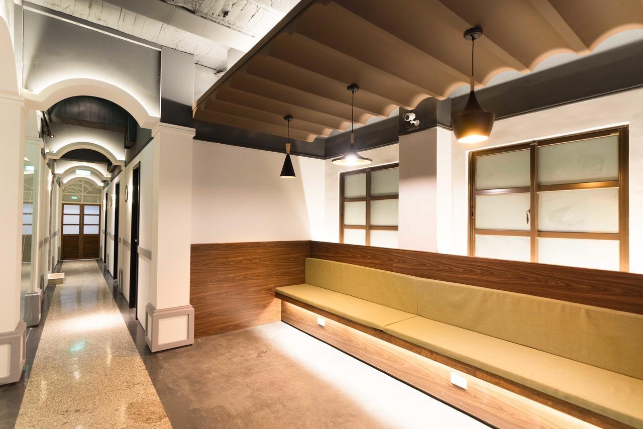 Phoenix Hostel Hualien Extérieur photo